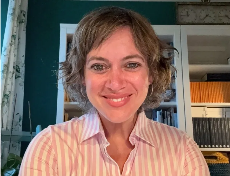 Dr Lyndsey Hookway